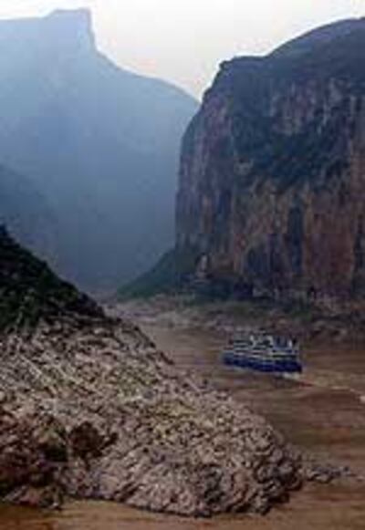 CHINA_GORGES150.jpg