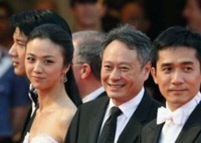 anglee-200.jpg