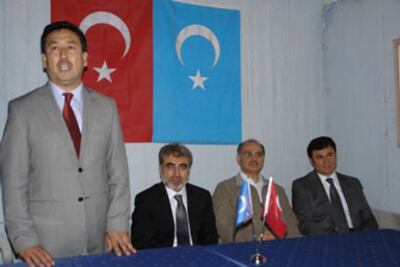 ministir-taner-yildiz-uyghurlar2-385.jpg