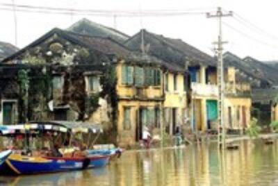 FloodHoiAn200x134.jpg