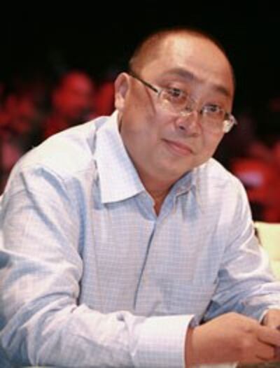 Nhạc sĩ Tuấn Khanh. Photo courtesy of MegaFun.vn.