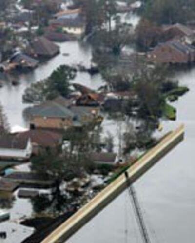 US-WEATHER-KATRINA-150.jpg