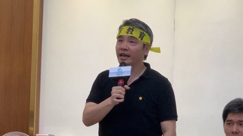 政大教授廖元豪表示，陆生是反渗透最好的利器。(记者 黄春梅摄)