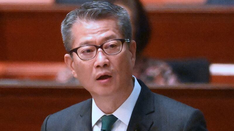 香港财政司司长陈茂波（法新社）