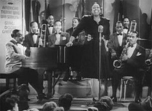 미국 스윙 시대에 최고의 인기를 끌었던 카운트 베이시 악단(Count Basie, 왼쪽).