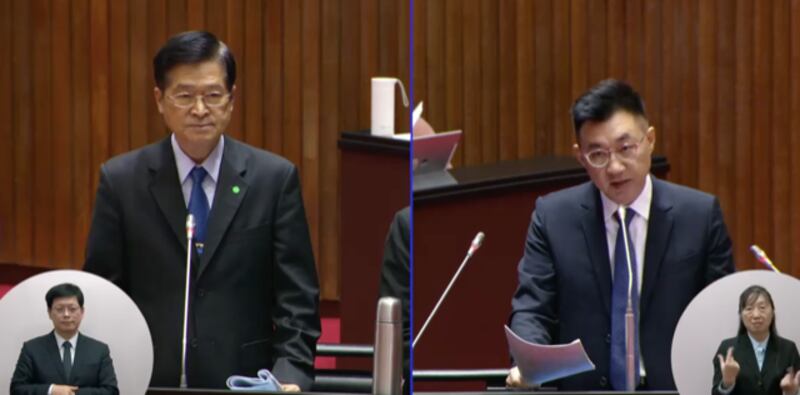 国民党立委江启臣质询台湾国防部长严德发。(立法院直播截图)