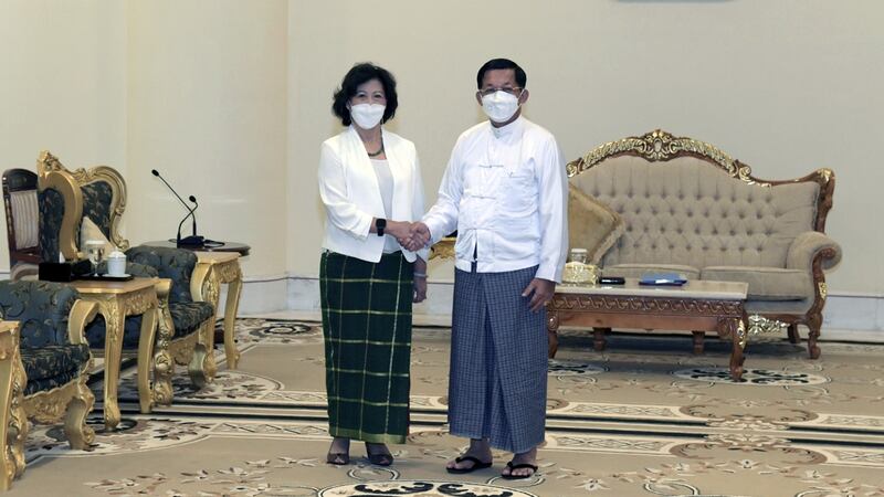 MAH-UN Envoy.jpg