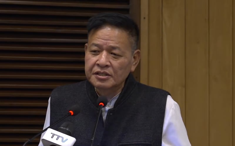 ཨ་རིའི་ཕྱི་སྲིད་ལྷན་ཁང་གི་མགྲིན་ཚབ་པས་བོད་དོན་གླེང་པར་རྒྱ་ནག་གི་མགྲིན་ཚབ་པས་བོད་དོན་ལ་ཐེ་ཇུས་བྱ་རྒྱུ་མཚམས་འཇོག་དགོས་པ་བརྗོད་འདུག