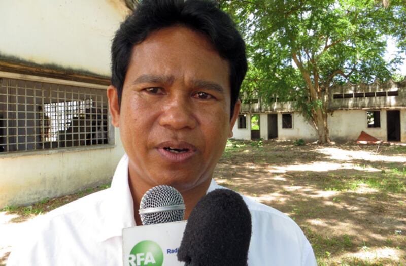 តំណាង​ដើម​បណ្ដឹង​គណបក្ស​សង្គ្រោះ​ជាតិ និង​ជា​បេក្ខជន​ក្រុមប្រឹក្សា​ខេត្ត​កំពង់ឆ្នាំង លោក ហែម សម្ផស្ស ផ្ដល់​បទ​សម្ភាសន៍​ដល់​វិទ្យុ​អាស៊ីសេរី នៅ​ថ្ងៃ​ទី​១៣ ខែ​ឧសភា ឆ្នាំ​២០១៤។