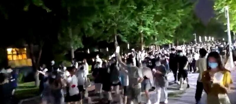 china-uni2.jpg