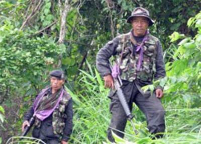 Thai-soldier-preah-vihear-250.jpg