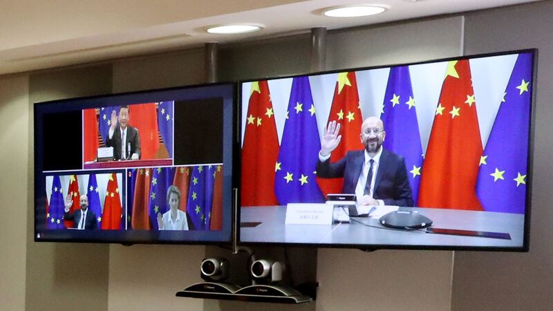 2020年6月22日,中国国家主席习近平、国务院总理李克强与欧盟委员会主席冯德莱恩(Ursula von der Leyen)、欧洲理事会主席米歇尔(Charles Michel)举行了视频会议。