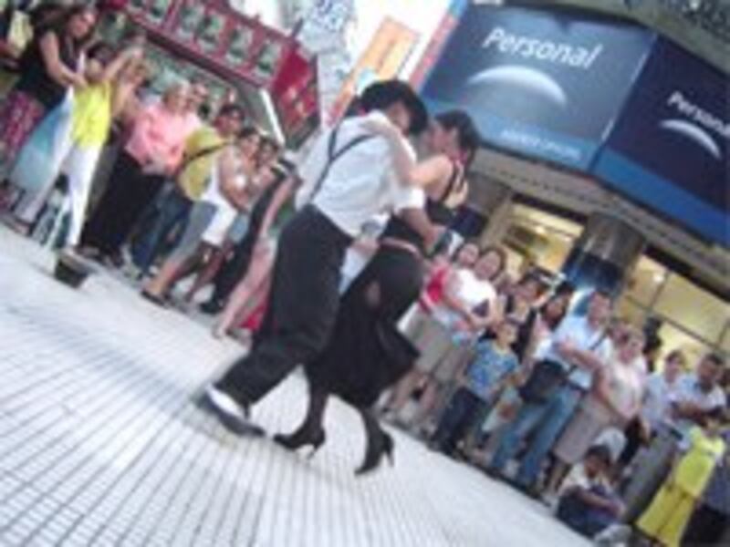 Tango200.jpg
