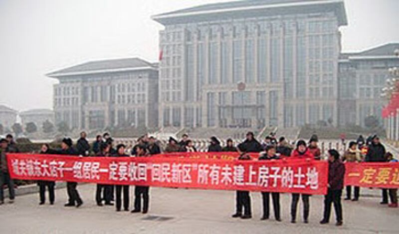 Henan_Land20120113_350.jpg