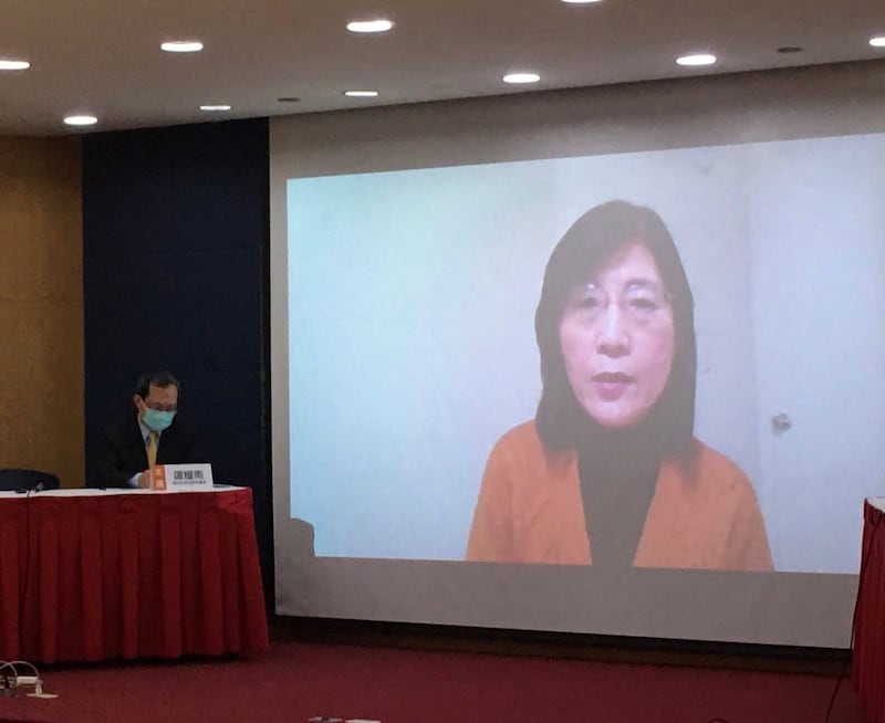 中共中央黨校退休教授蔡霞指出曾有中共官員希望走向民主政治。 (華人民主書院提供)