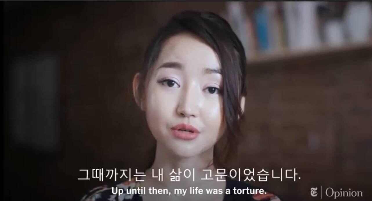 유튜브를 통해 영어로 북한의 실상을 알리고 있는 박연미 씨