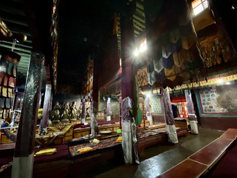 如今次角林寺的大殿，1960年代是公安学校的食堂。（唯色拍摄）