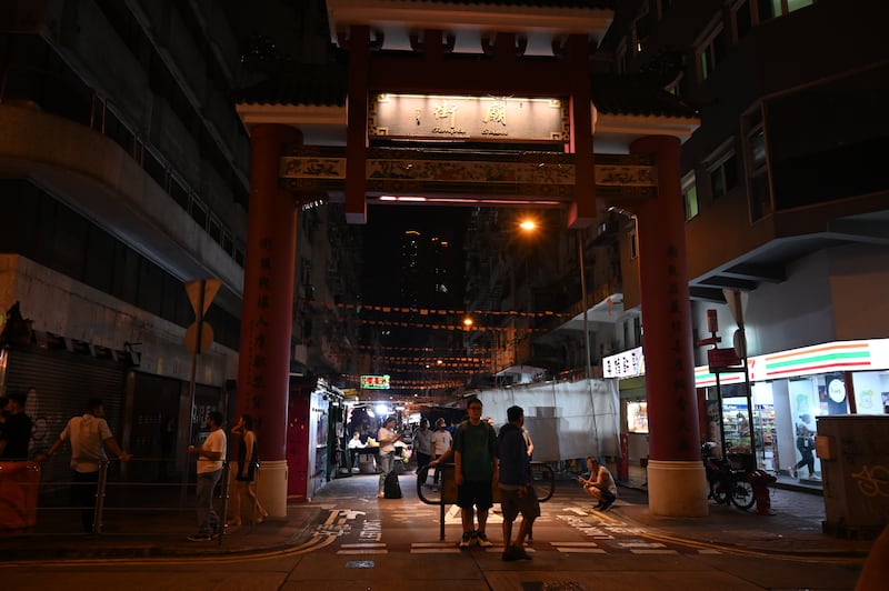 油麻地廟街販商商會透露,佐敦道廟街牌樓附近會設東南亞美食街。(張仕仁攝)