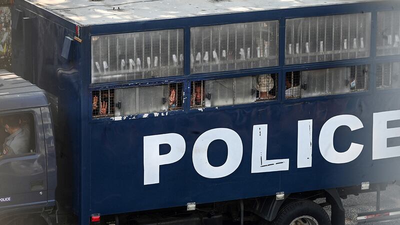 police-arrest.jpg