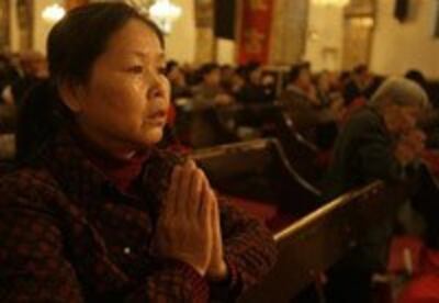 prayer-bj-vatican200.jpg