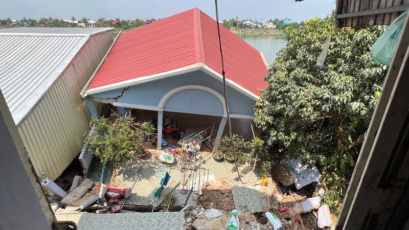 Land_slide_in_Kandal_042523_1a.jpg
