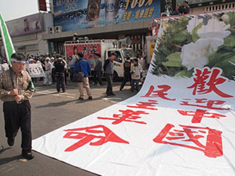 tw_chen_visit_A305.jpg