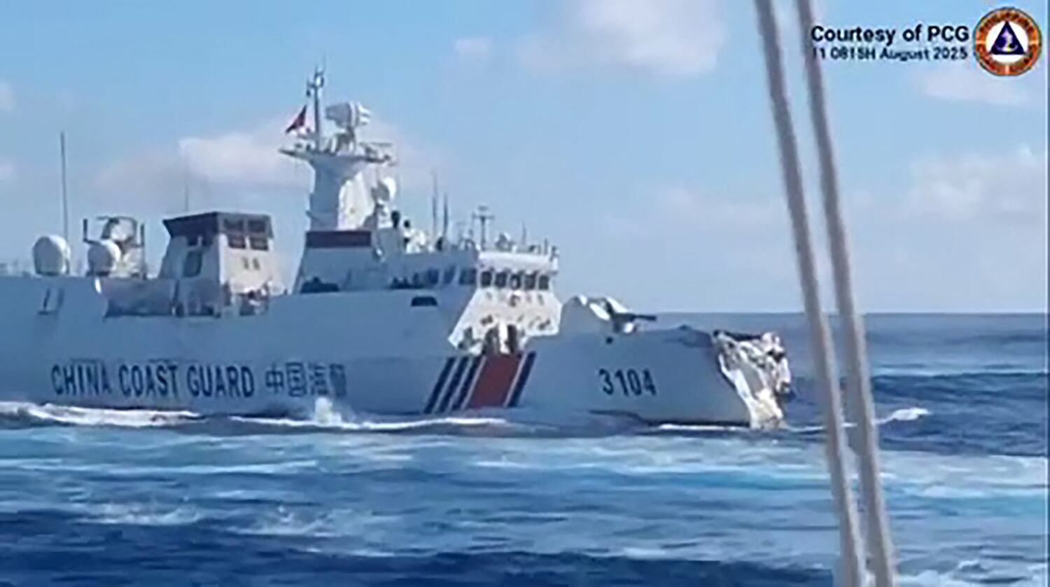 Chinese vessels collide while chasing Philippine boat near disputed Scarborough Shoal