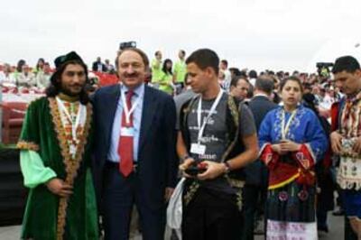 Dunya-yashliri-uchrishishi-yighini-axirlashti-1-305.jpg