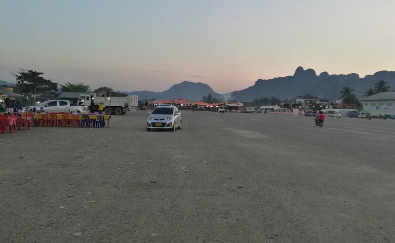 Vang Vieng market-02.jpg