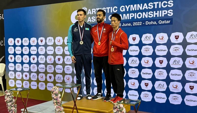 دوھادا ئۆتكەن گىمناستىكا بويىچە ئاسىيا مۇسابىقىسىدە نارىمان قۇربانوف(سولدا) ياغاچ ئاتتا ئويۇن كۆرسىتىش تۈرى بويىچە ئىككىنچى ئورۇننى ئىگىلىگەن. 2022-يىلى 18-ئىيۇن، قاتار.