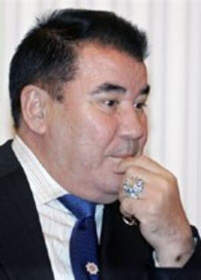 TurkmenNiyazov150.jpg