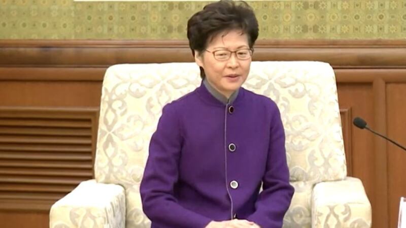 2019年11月6日，在北京，主管港澳事务，兼任中共中央港澳工作协调小组组长的中国国务院副总理韩正接见香港行政长官林郑月娥。（视频截图/路透社）