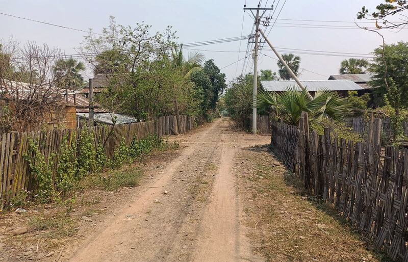 ENG_BUR_GhostTown_02.jpg