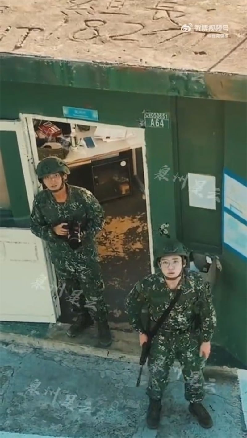 台湾傻事微博流传无人机骚扰台湾离岛金门拍摄的画面。(台湾傻事微博)