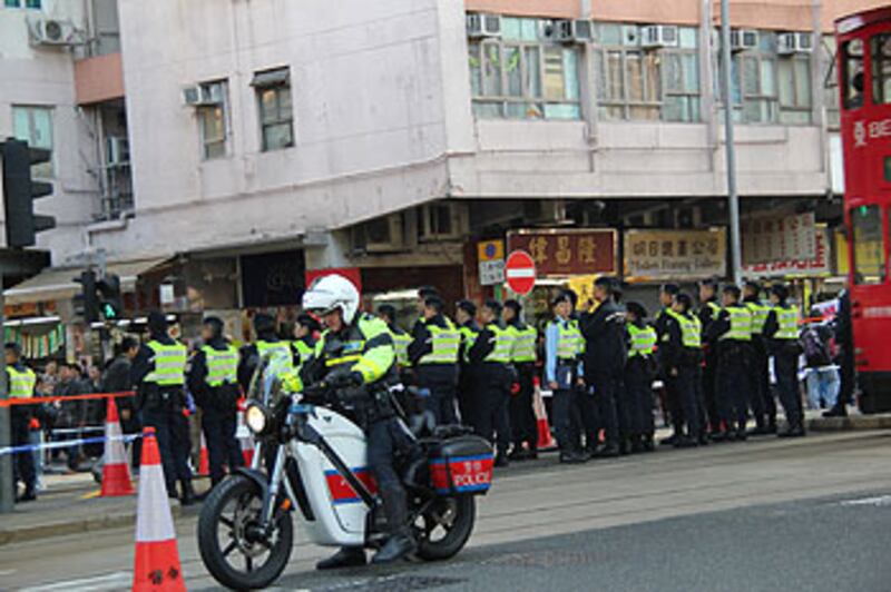 2013年1月1日，警方派出大批警察，在遊行沿途戒備。（粵語組記者文宇晴攝）