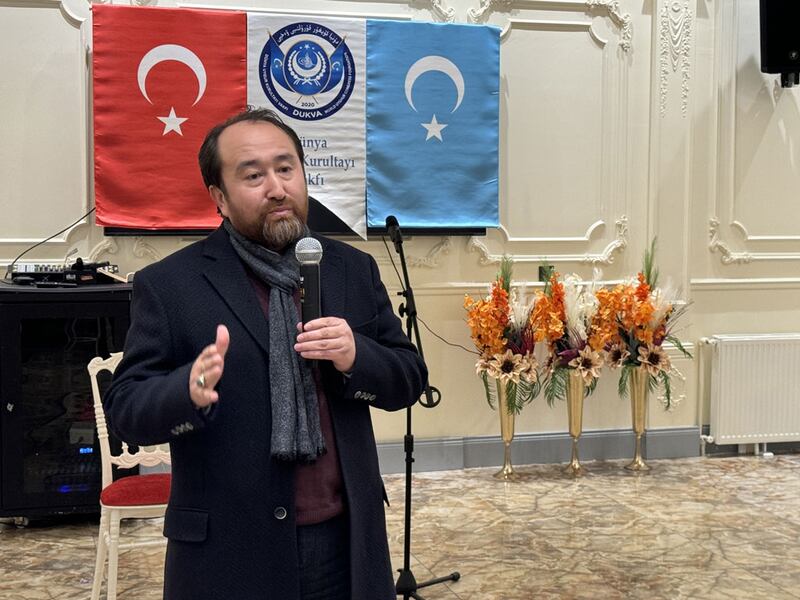 شەرقىي تۈركىستان ئۆلىمالار بىرلىكىنىڭ رەئىسى دوكتور ئالىمجان بۇغدا سۆزلەۋاتىدۇ. 2024-يىلى 12-مارت، ئىستانبۇل
