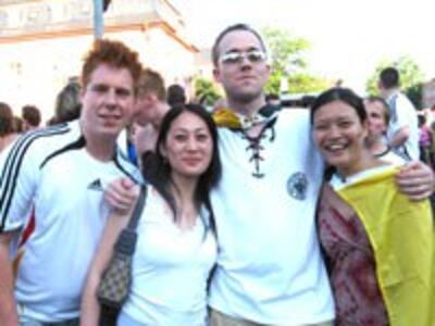 WorldCupFanVietnam200.jpg