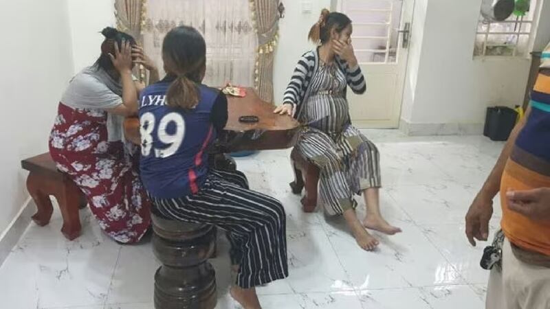 ប៉ូលិស.jpg