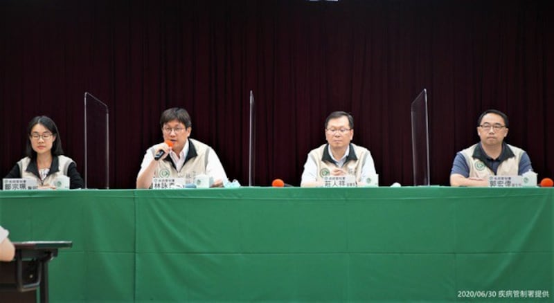 台湾疾管署30日记者会上,对中国传出新型猪流感作出回应。(疾管署提供)