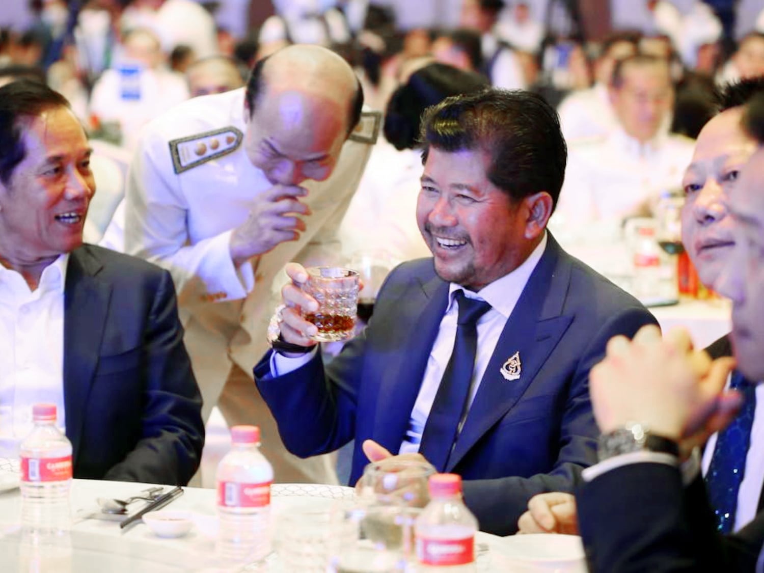 Hun Sen’s nephew trades angry statements with businessman amid lawsuit threats