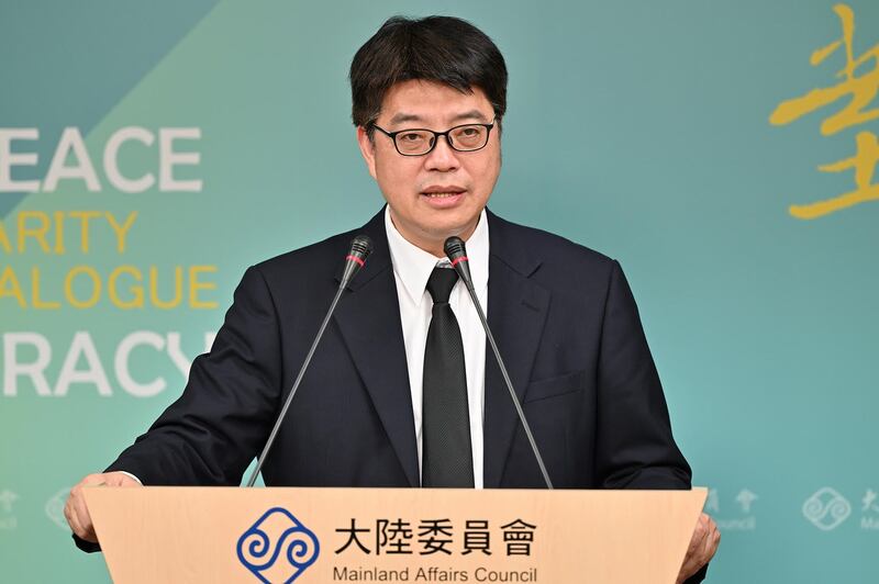 邱垂正反駁,中國說台灣沒有新聞是自曝其短。(陸委會記者會截圖)