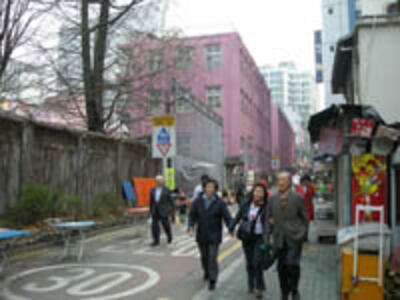 china_embassy_200.jpg