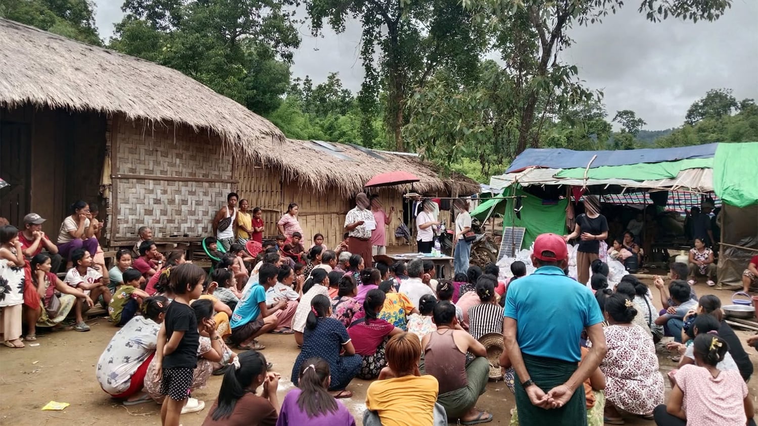 သုံးနိုင်ငံအဝေးပြေးစီမံကိန်း လမ်းကြောင်း တလျှောက် မြို့ရွာတွေ စစ်ဘေးသင့်နေ
