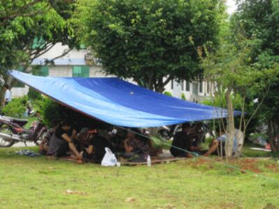 图片:糖厂职工露宿政府院内一周,照片由职工拍摄呼吁公众关注。