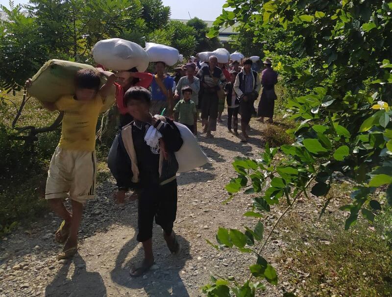 kalay-refugees-flee.jpeg
