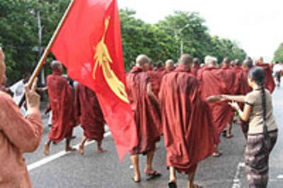 monks_peacock_flg_200px.jpg