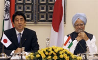 082207Jap-India-200.jpg