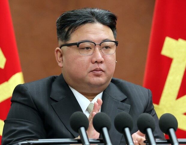2023년 12월 30일 노동당 중앙위원회 제8기 제9차 전원회의에서 김정은 위원장이 ‘적대적 두 국가론’을 선언했다.