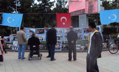 sherqiy-turkistan-resim-korgezmisi2-385.jpg