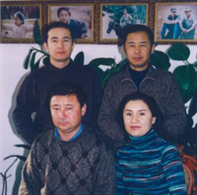 rabiye-tutulghan-perzentlir.jpg